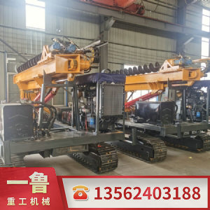 履帶打樁機